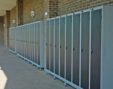 Should Fallon have Main School Lockers?